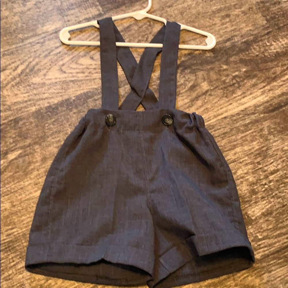Shorts with suspenders